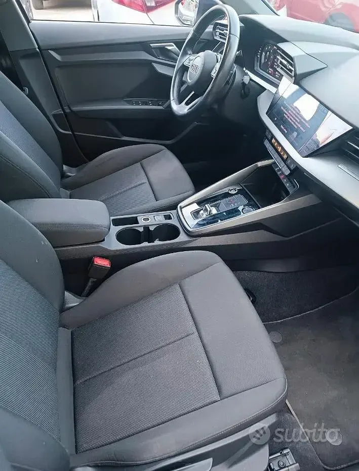 Usata Audi A3 Advanced 150 CV (110 kW) 2021 Grigio Berlina