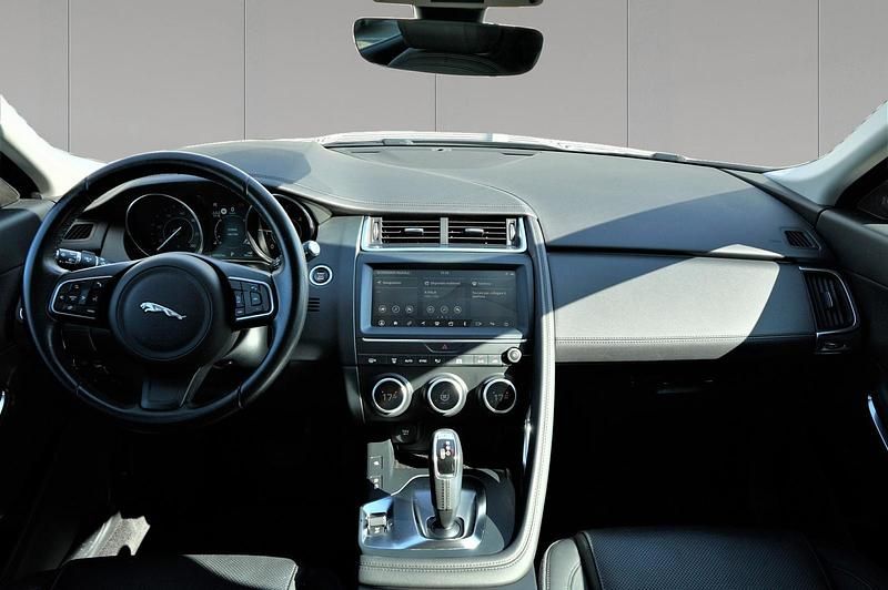 Usata Jaguar E-Pace S 2020 Corris grey SUV