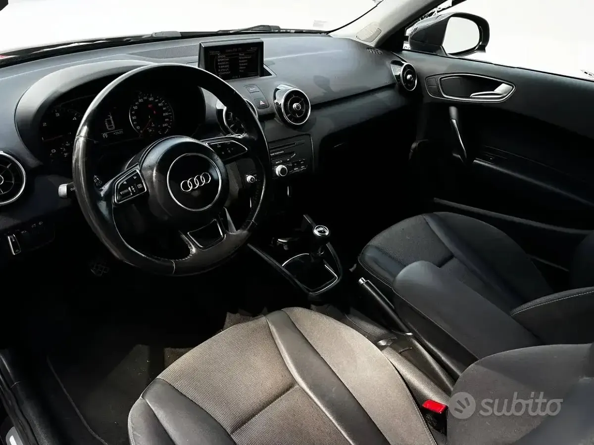 Usata Audi A1 Ambition 105 CV (77 kW) 2011 Nero Utilitaria