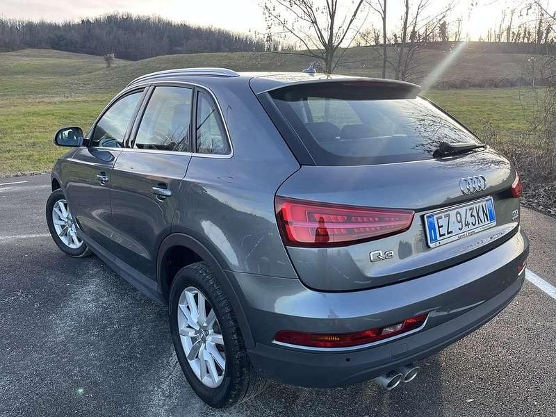 Usata Audi Q3 Ambiente 150 CV (110 kW) 2015 Grigio SUV