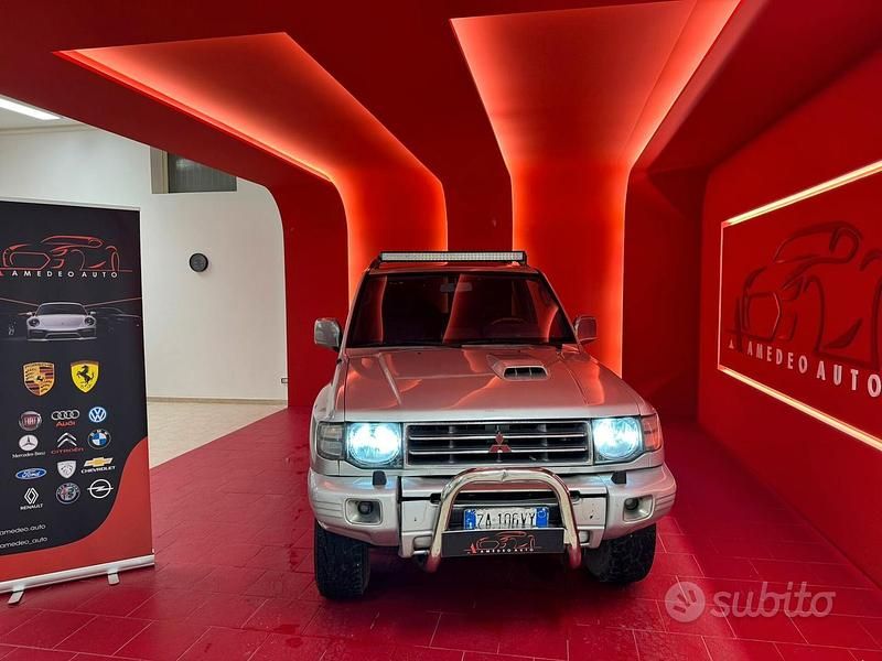 Usata Mitsubishi Pajero Select 99 CV (72 kW) 1993 Grigio SUV