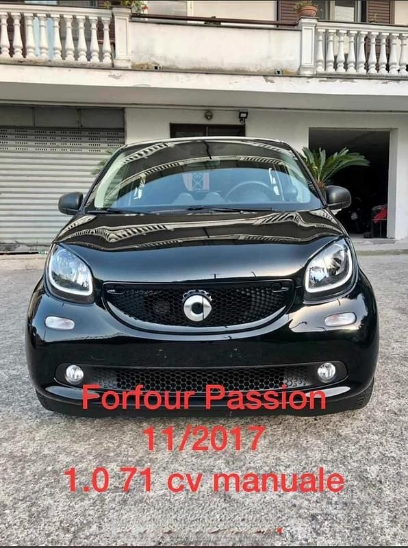 Usata Smart ForFour Passion 71 CV (52 kW) 2017 Rosso Utilitaria