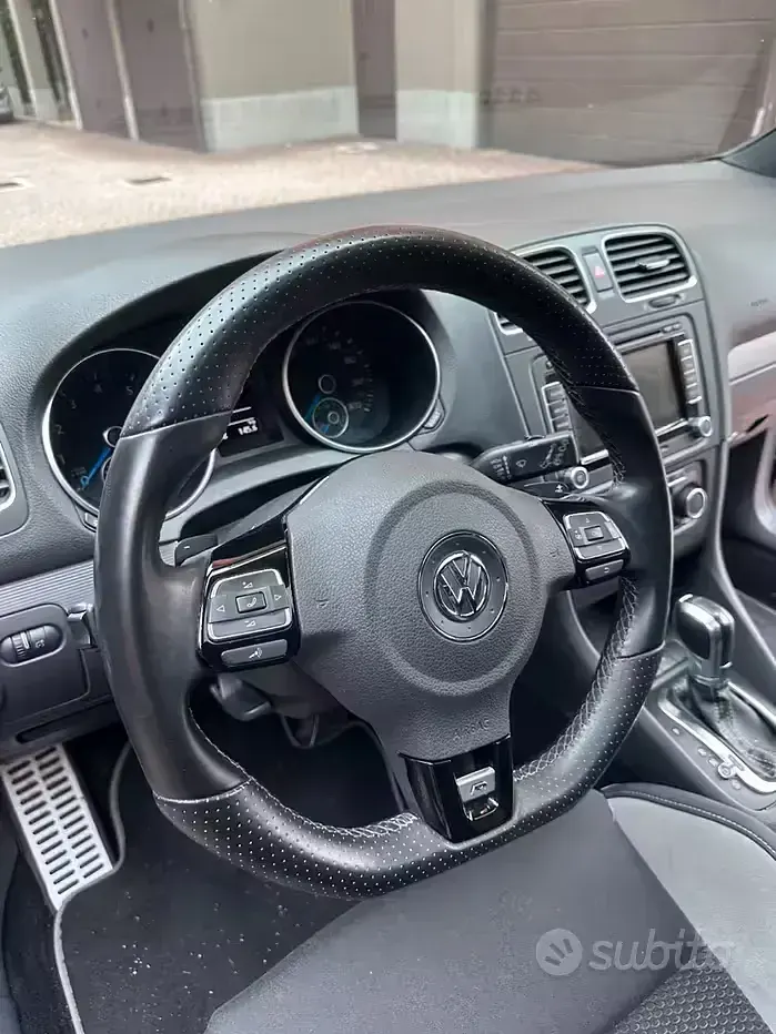 Usata VW Golf VI R 270 CV (198 kW) 2011 Nero Utilitaria