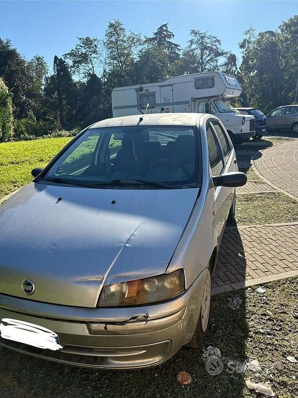Usata Fiat Punto 2002 Grigio Berlina