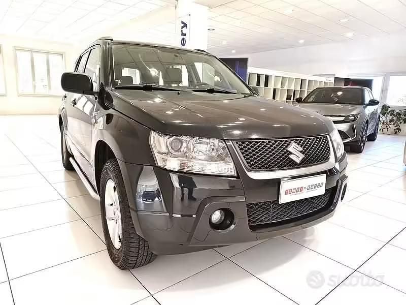 Usata Suzuki Grand Vitara 129 CV (94 kW) 2008 Nero SUV