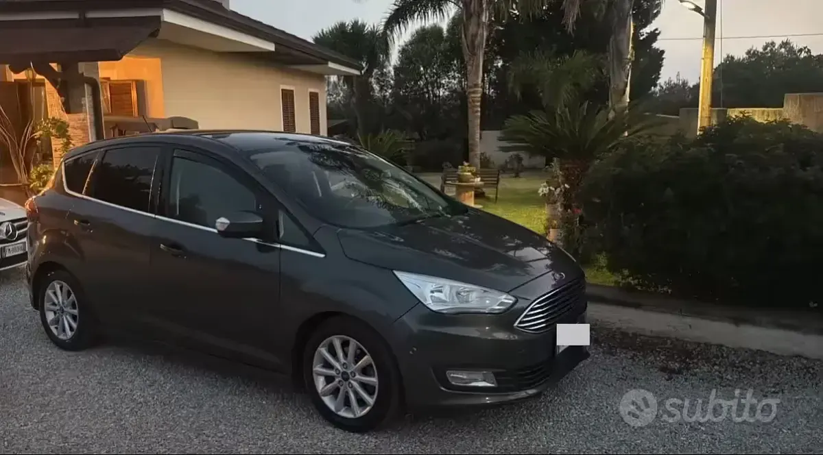 Usata Ford C-MAX 120 CV (88 kW) 2017 Grigio Monovolume