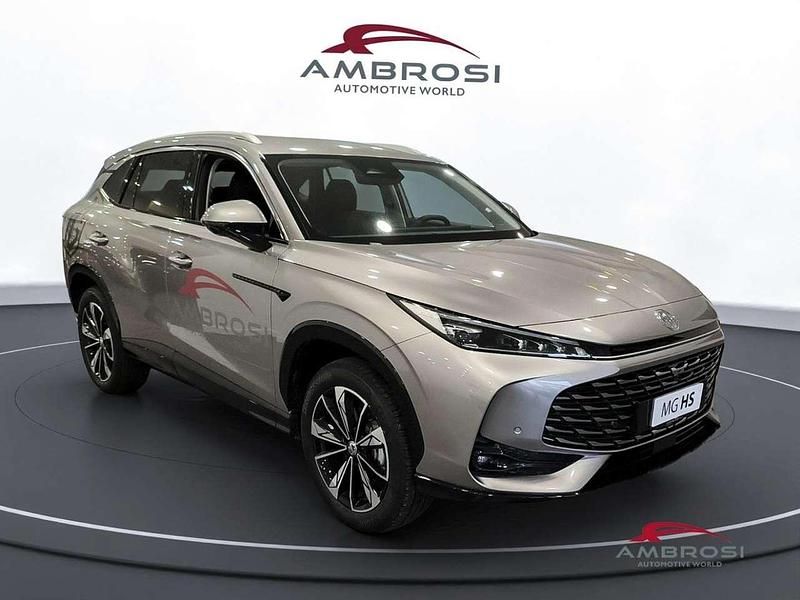 Usata MG HS Luxury 170 CV (125 kW) 2024 Sterling silver SUV