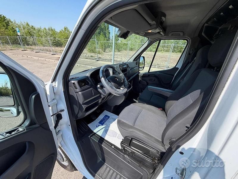 Usata Renault Master 135 CV (99 kW) 2021 Bianco Monovolume