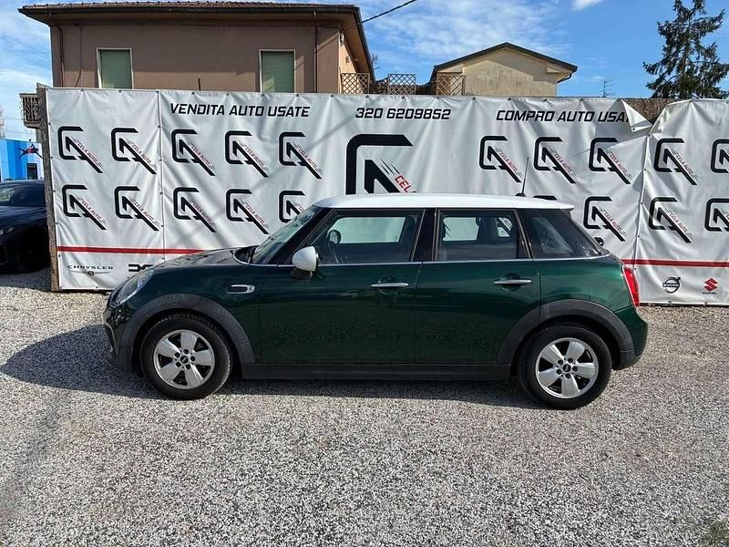 Usata Mini ONE 75 CV (55 kW) 2017 Verde Utilitaria