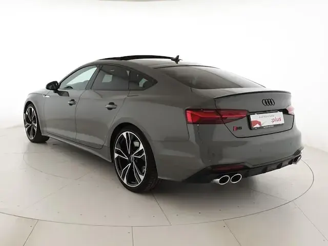 Usata Audi S5 Sportback Sport 341 CV (250 kW) 2023 Grigio chronos metallizzato Utilitaria