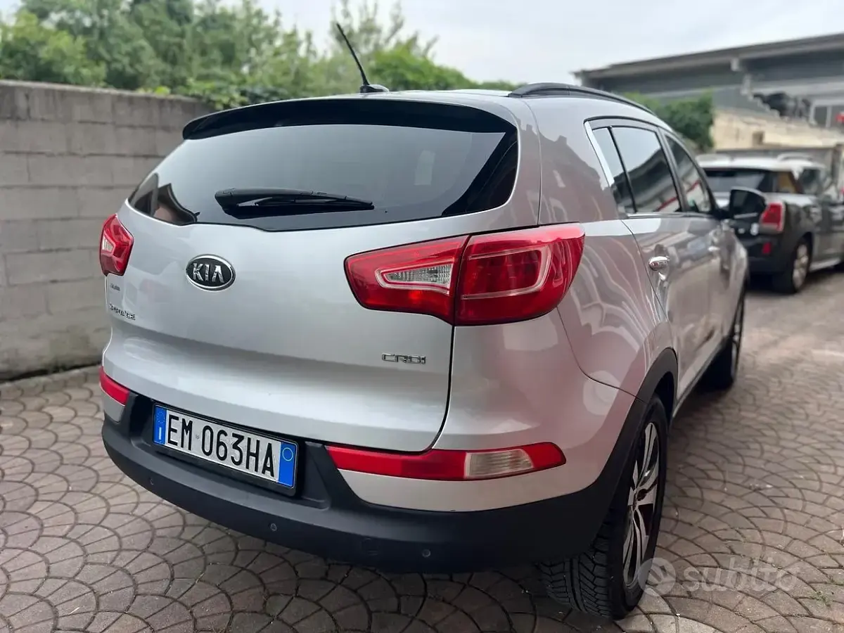 Usata Kia Sportage Active 116 CV (85 kW) 2012 Grigio SUV