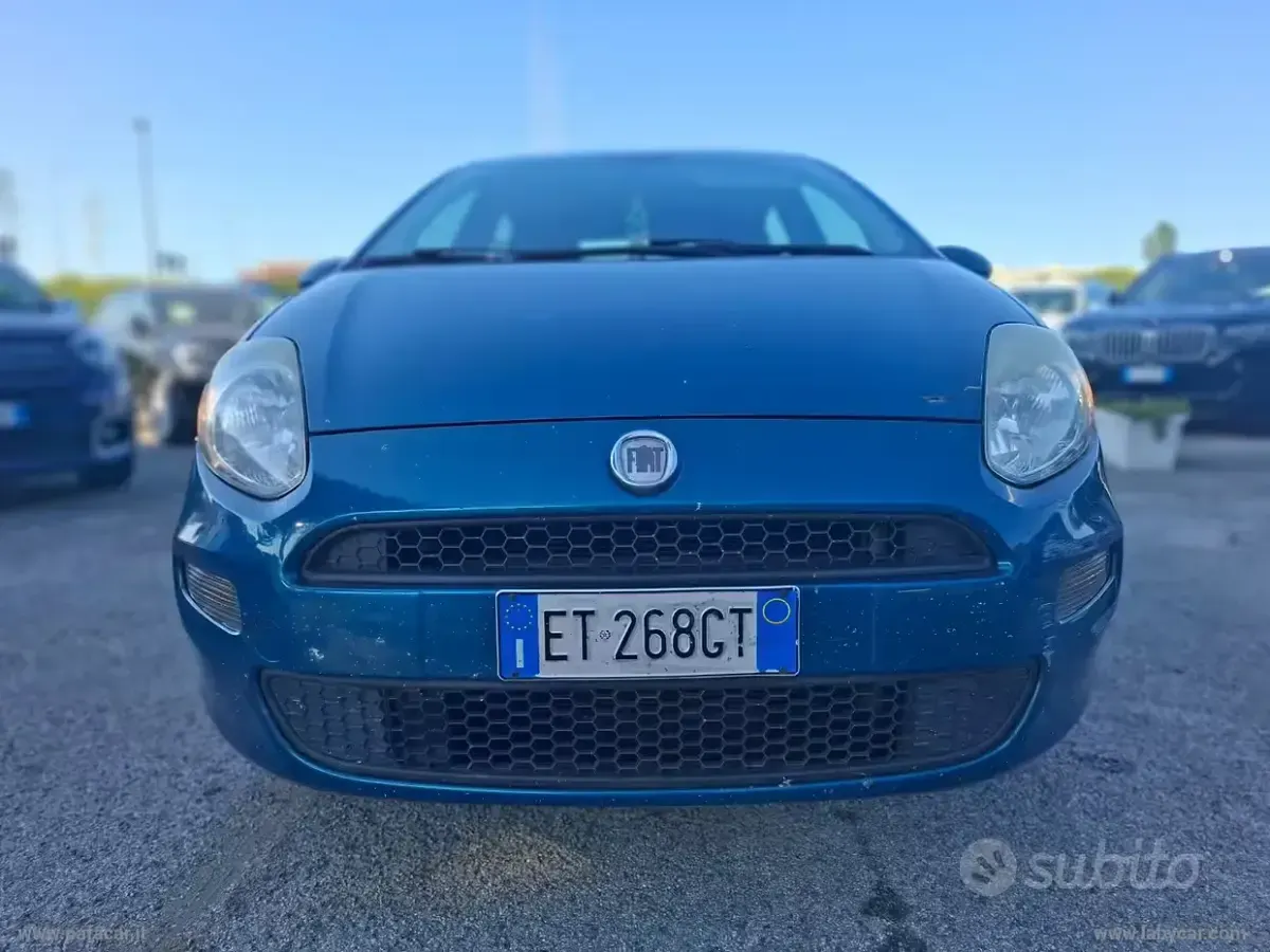 Usata Fiat Punto Lounge 77 CV (56 kW) 2014 Utilitaria