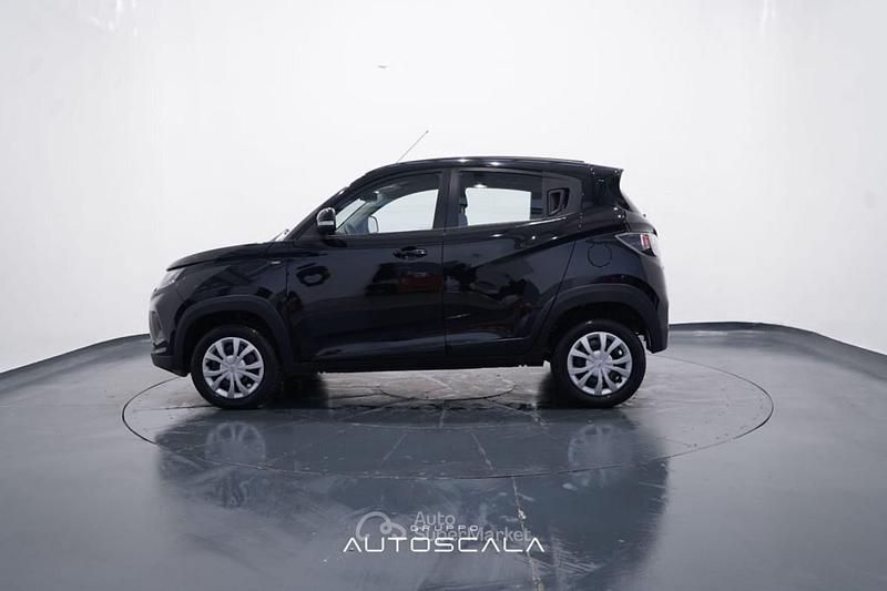 Usata Mahindra KUV100 87 CV (63 kW) 2025 Nero SUV