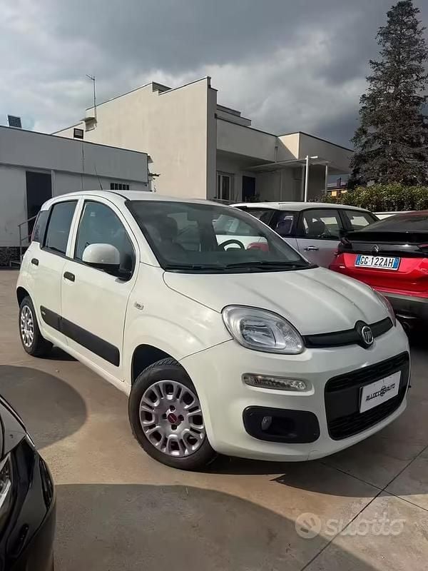 Usata Fiat Panda Easy 69 CV (50 kW) 2018 Bianco Utilitaria