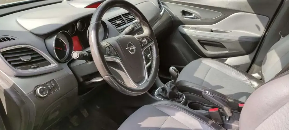 Usata Opel Mokka Cosmo 131 CV (96 kW) 2014 Bianco SUV