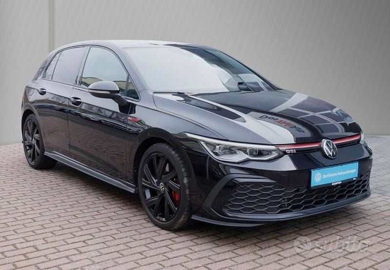 Usata VW Golf VIII GTI 245 CV (180 kW) 2024 Nero Berlina