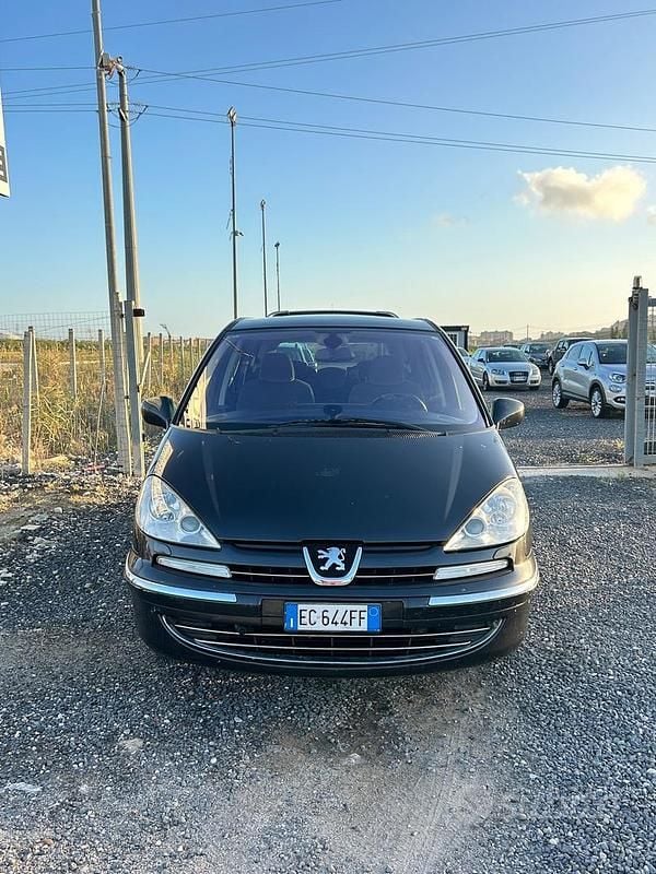 Usata Peugeot 807 163 CV (119 kW) 2010 Nero Monovolume