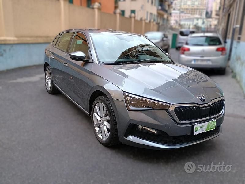 Usata Skoda 110 R 110 CV (80 kW) 2022 Grigio Berlina