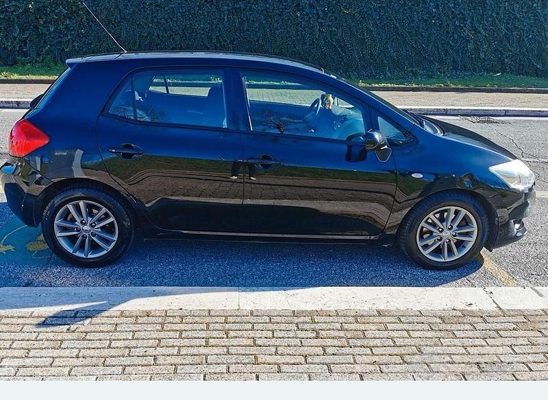 Usata Toyota Auris Active 126 CV (92 kW) 2008 Nero Berlina
