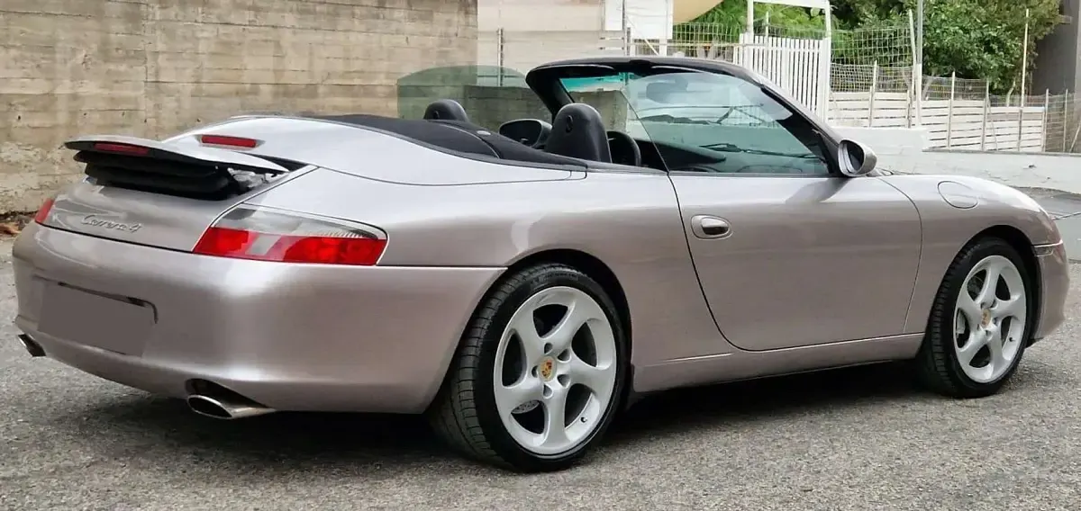 Usata Porsche 996 320 CV (235 kW) 2002 Grigio Cabrio