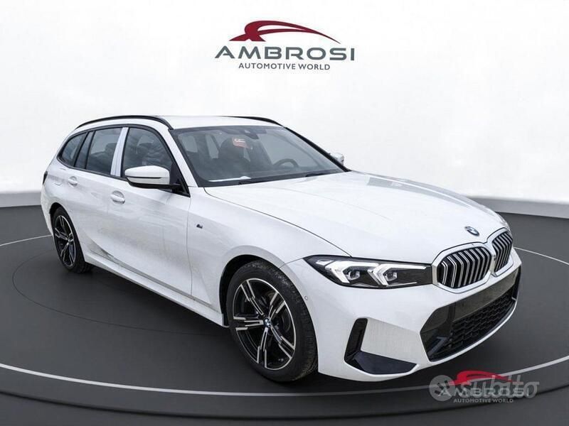 Nuova BMW 320e M Sport 190 CV (139 kW) 2025 Bianco Station wagon