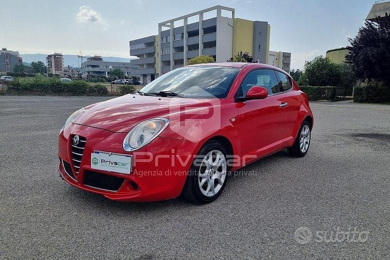 Rosso Usata 2010 Alfa Romeo MiTo Distinctive Due volumi | 4850 € (Buon prezzo) - Immagine 1/4