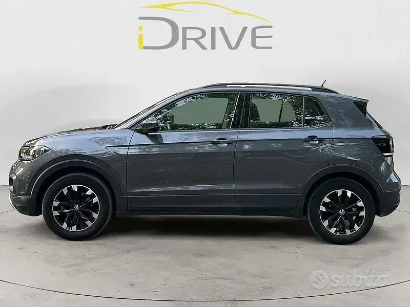 Usata VW T-Cross Style 110 CV (80 kW) 2023 Grigio SUV