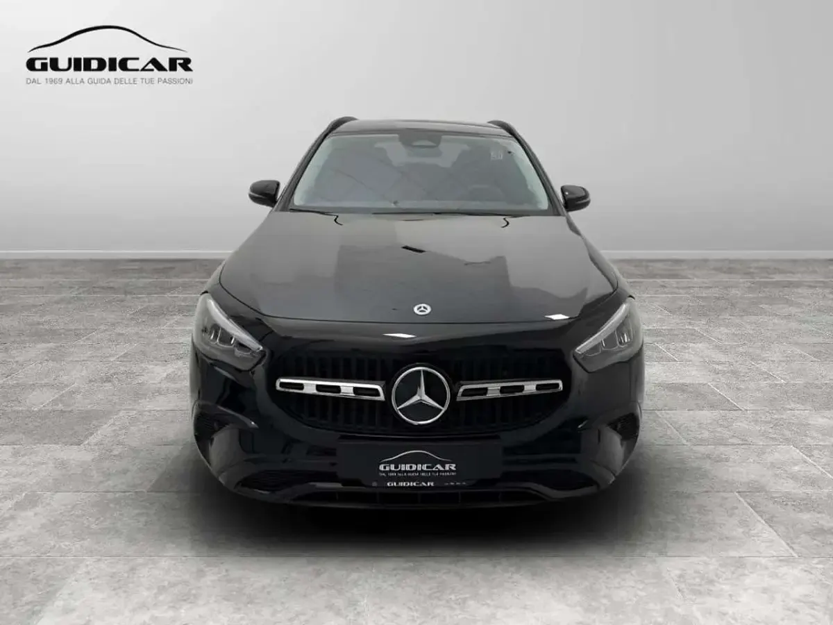 Nuova Mercedes GLA200 Progressive 150 CV (110 kW) 2026 Nero notte SUV