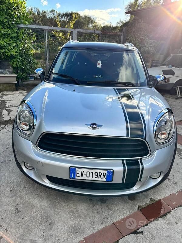 Grigio Usata 2014 Mini Countryman SUV | 8900 € (Buon prezzo) - Immagine 1/4