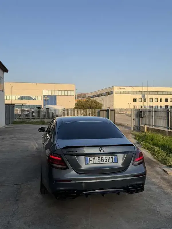 Usata Mercedes E220 Exclusive 194 CV (142 kW) 2017 Berlina