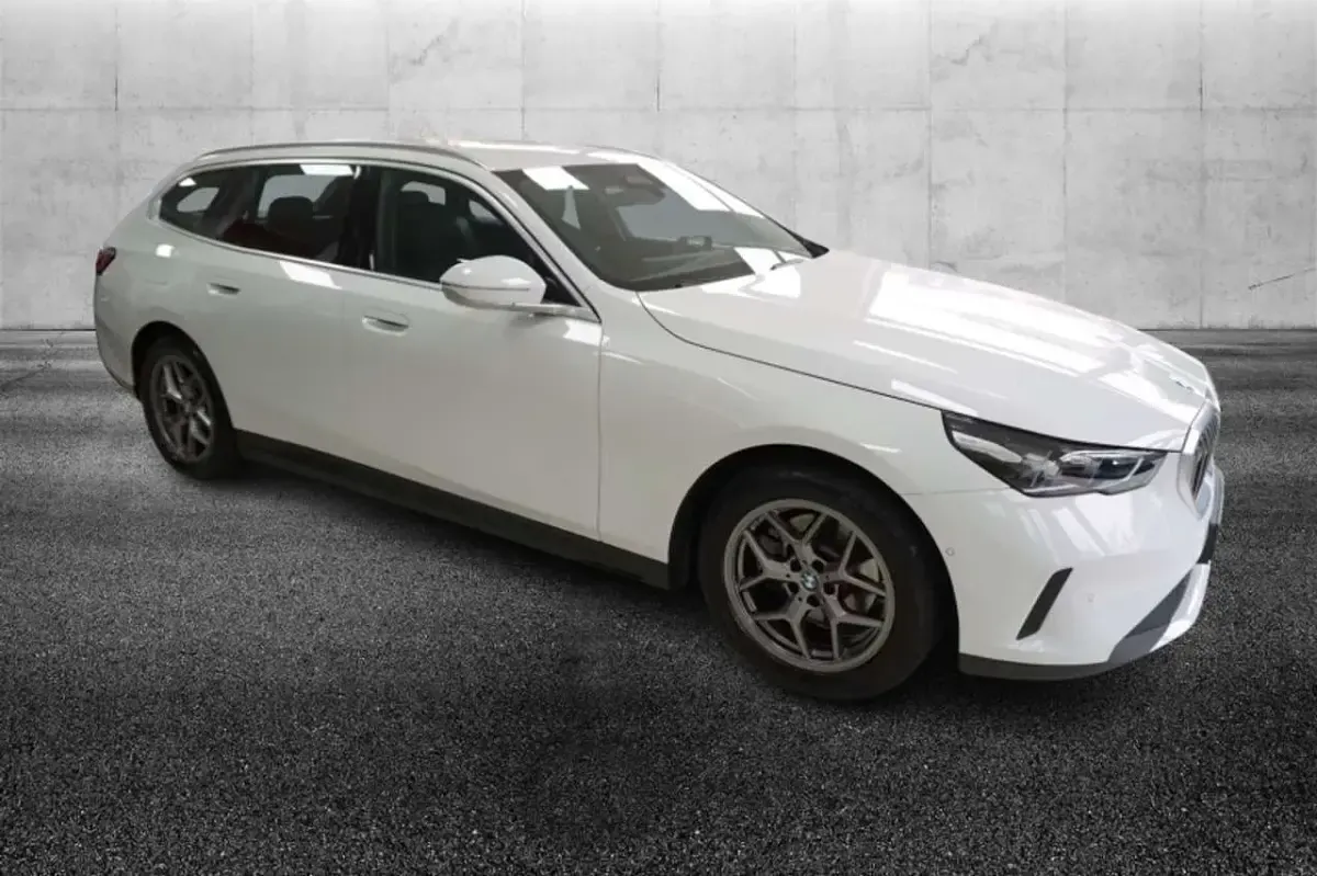 Usata BMW 520 197 CV (144 kW) 2024 Bianco Station wagon