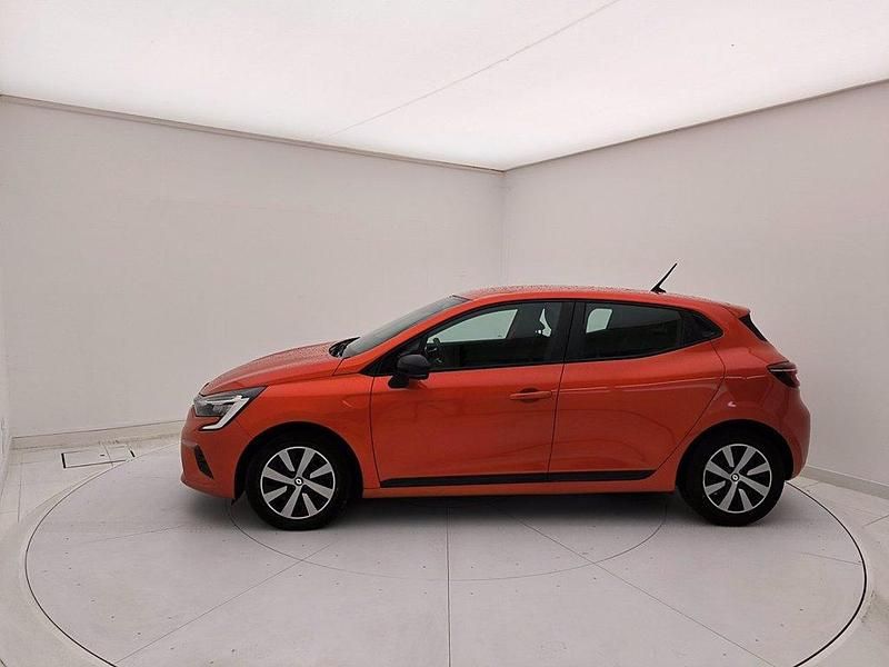 Usata Renault Clio V Equilibre 145 CV (106 kW) 2022 Arancione Berlina