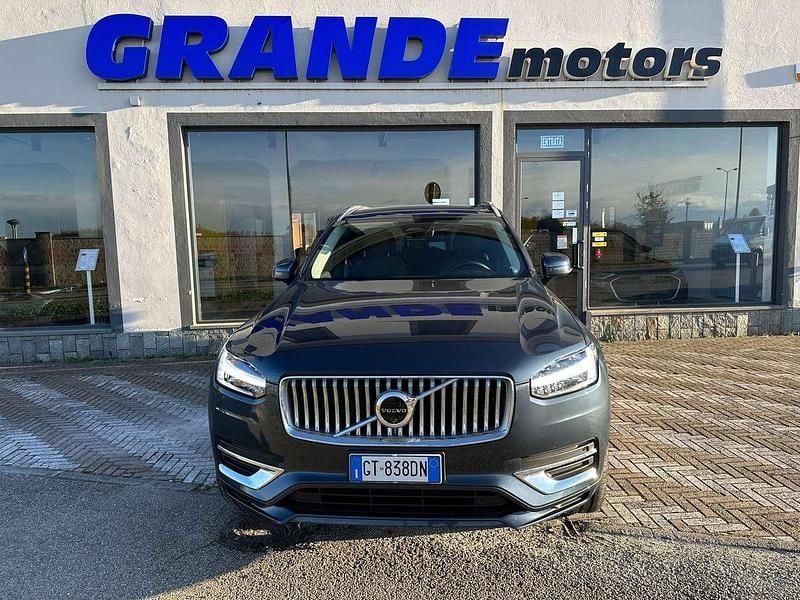 Usata Volvo XC90 Plus 235 CV (172 kW) 2024 Blu marino SUV