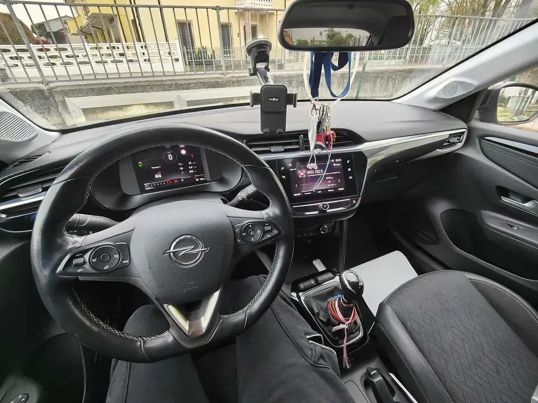 Usata Opel Corsa Elegance 101 CV (74 kW) 2020 Grigio Utilitaria