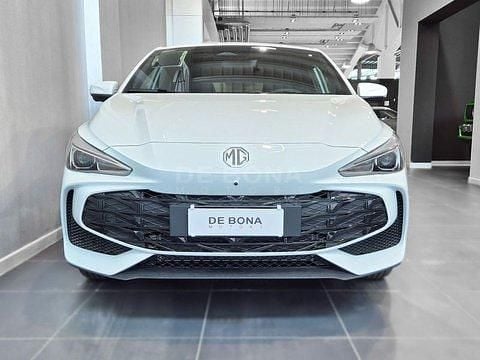 Bianco Nuova 2025 MG MG3 Luxury Due volumi | 19.890 € (Buon prezzo) - Immagine 1/4