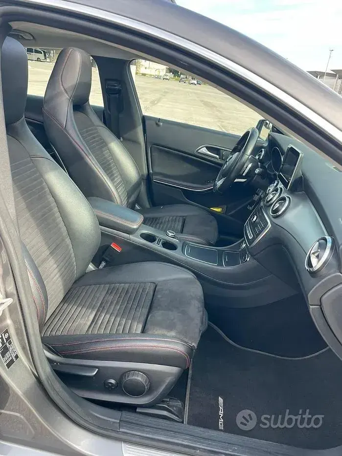 Usata Mercedes CLA200 Premium 136 CV (100 kW) 2017 Grigio Coupé