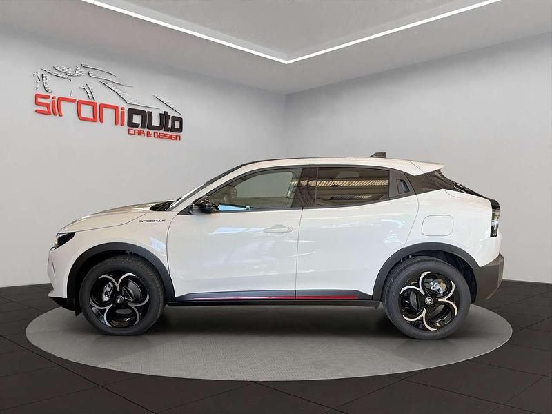 Nuova Alfa Romeo Junior Edizione Speciale 145 CV (106 kW) 2025 Bianco SUV