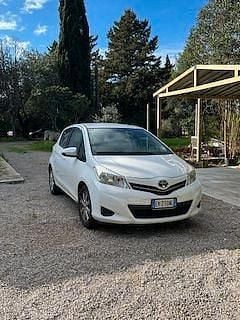 Usata Toyota Yaris 2012 Bianco Berlina