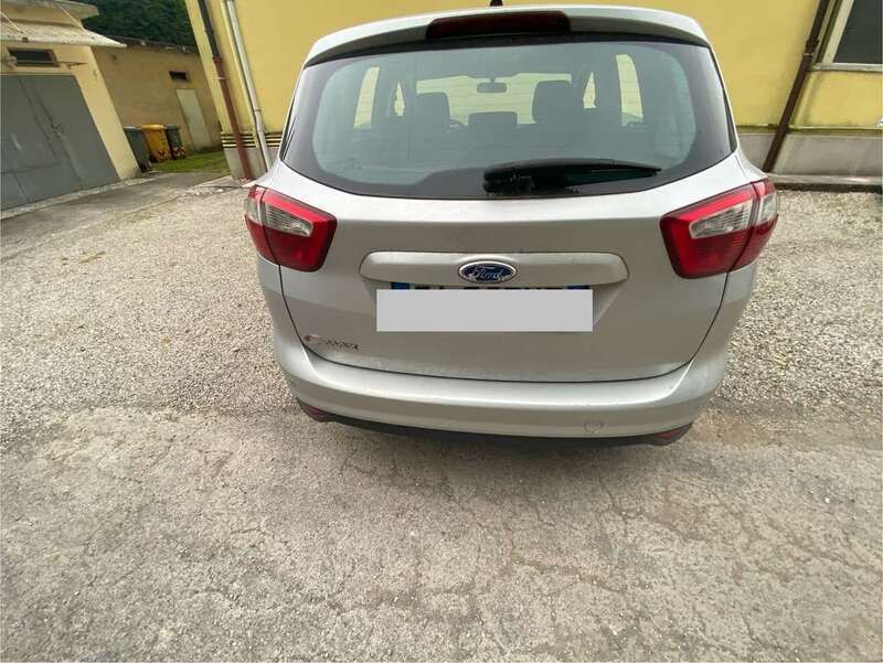 Usata Ford C-MAX Titanium 116 CV (85 kW) 2011 Grigio Monovolume