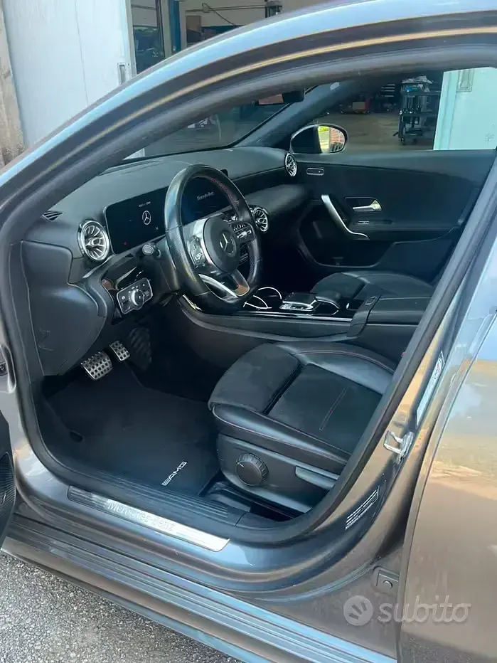 Usata Mercedes A220 190 CV (139 kW) 2019 Grigio Berlina