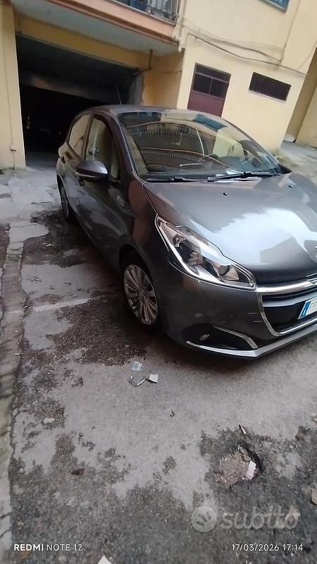 Usata Peugeot 208 75 CV (55 kW) 2018 Grigio Utilitaria