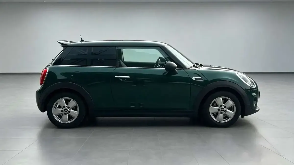 Usata Mini ONE 75 CV (55 kW) 2015 Verde Utilitaria