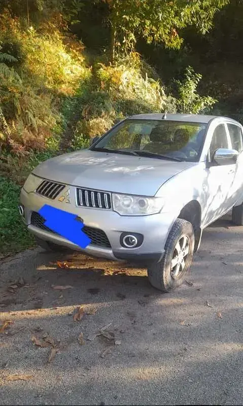 Usata Mitsubishi L200 Invite+ 136 CV (100 kW) 2010 Pick-up