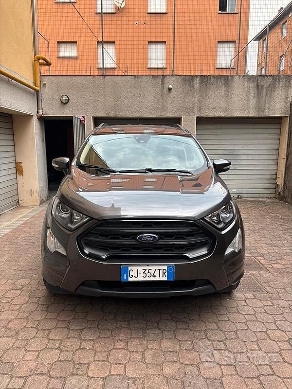 Grigio Usata 2022 Ford Ecosport ST-Line SUV | 15.000 € (Buon prezzo) - Immagine 1/4