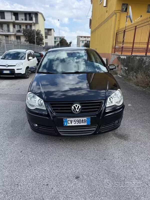 Usata VW Polo Comfortline 64 CV (47 kW) 2006 Nero Utilitaria