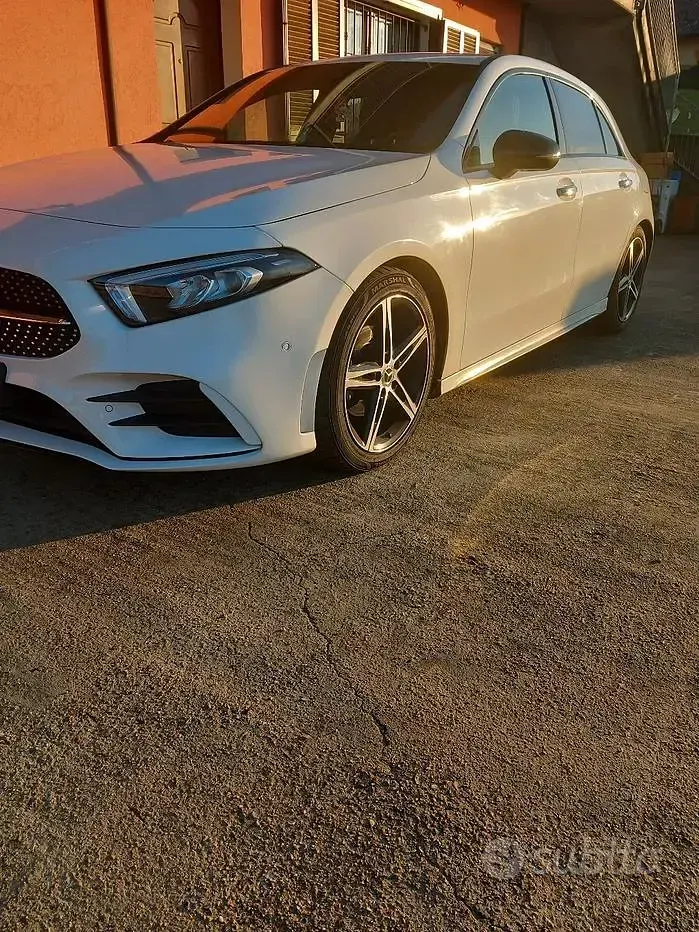 Usata Mercedes A180 116 CV (85 kW) 2019 Bianco Berlina