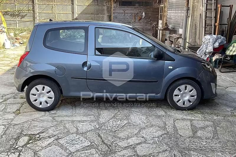 Usado Renault Twingo Dynamique 58 HP (42 kW) 2009 Cinzento Citadino