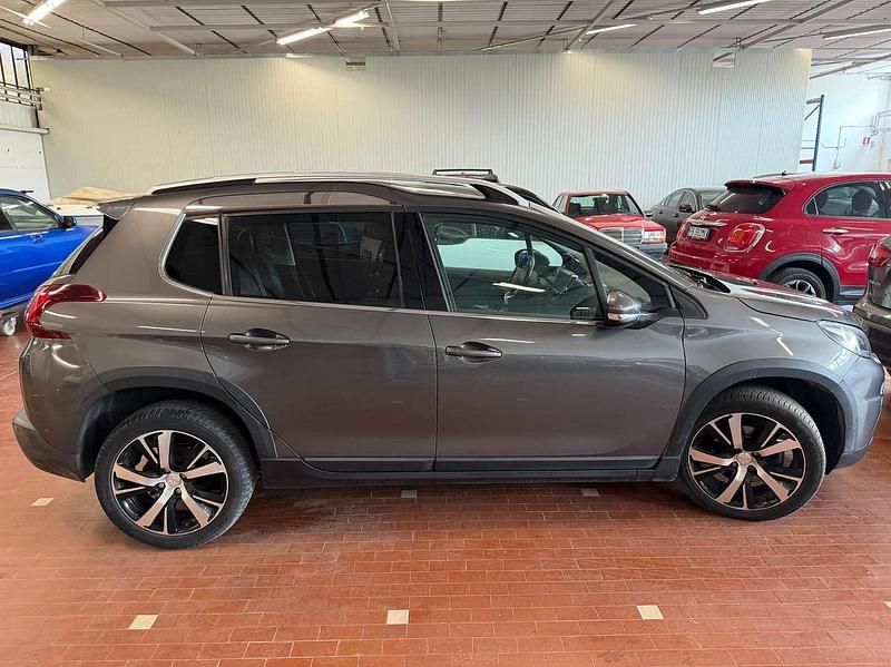 Usata Peugeot 2008 Allure 120 CV (88 kW) 2019 Grigio SUV