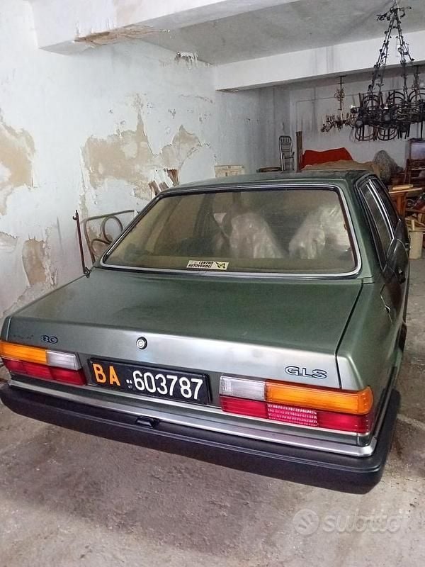 Usata Audi 80 85 CV (62 kW) 1980 Verde Berlina