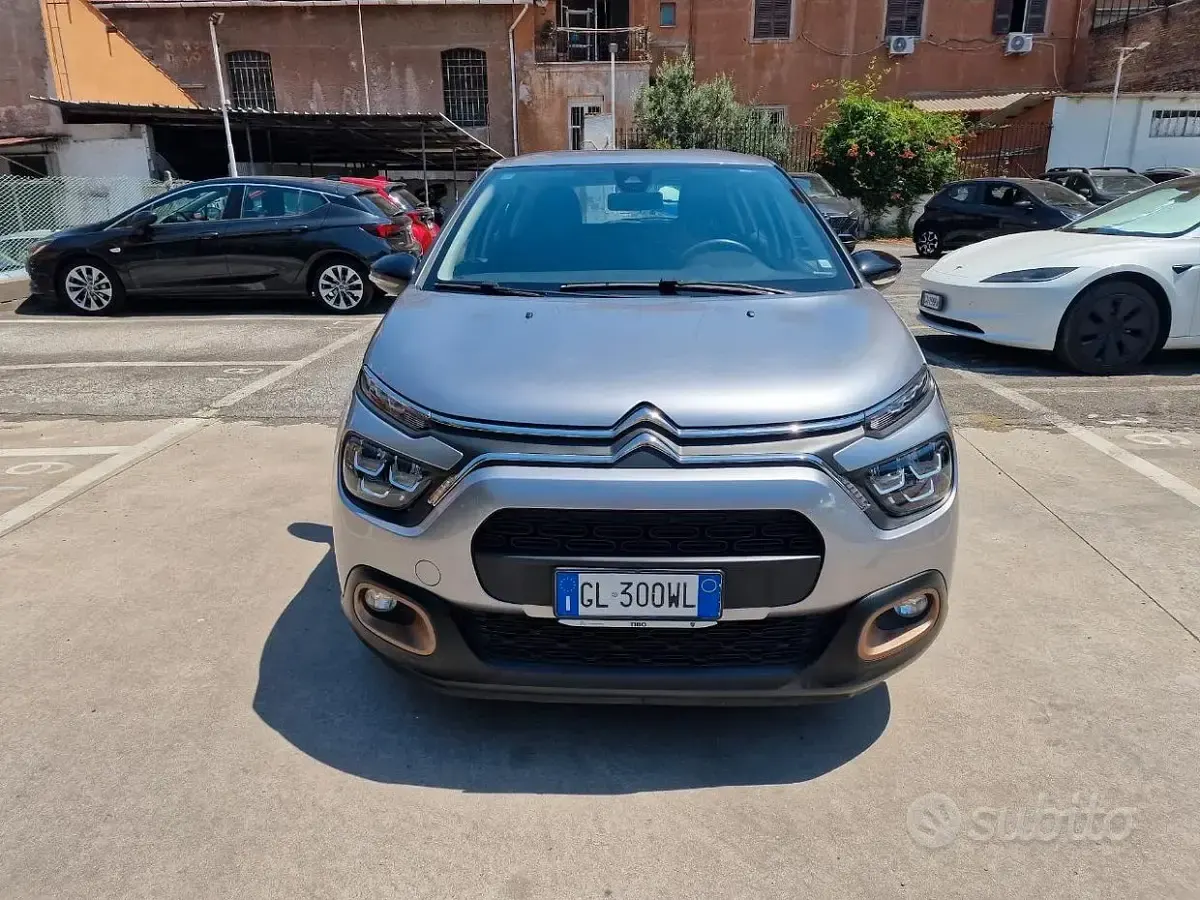Usata Citroën C3 Shine 83 CV (61 kW) 2022 Grigio Utilitaria